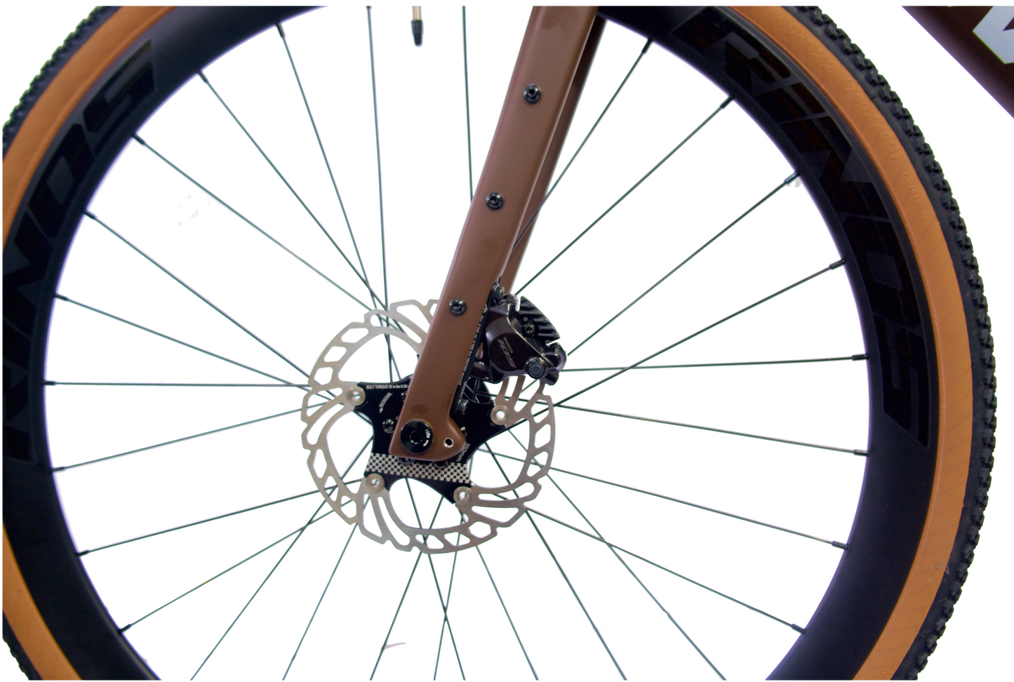 RINOS Kolfiber Gravelcykel Sandman8.0 Shimano 105 Di2 Kaffe