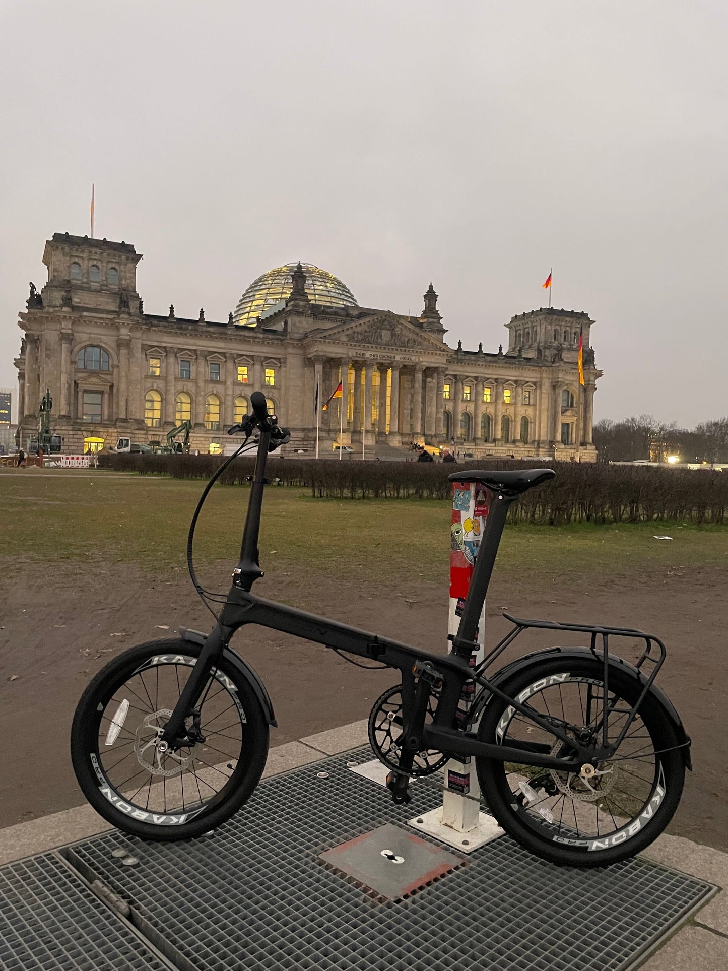 KABON City hopfällbar cykel kolfiber Shimano Altus 9S 20 tum med kolfiberhjul